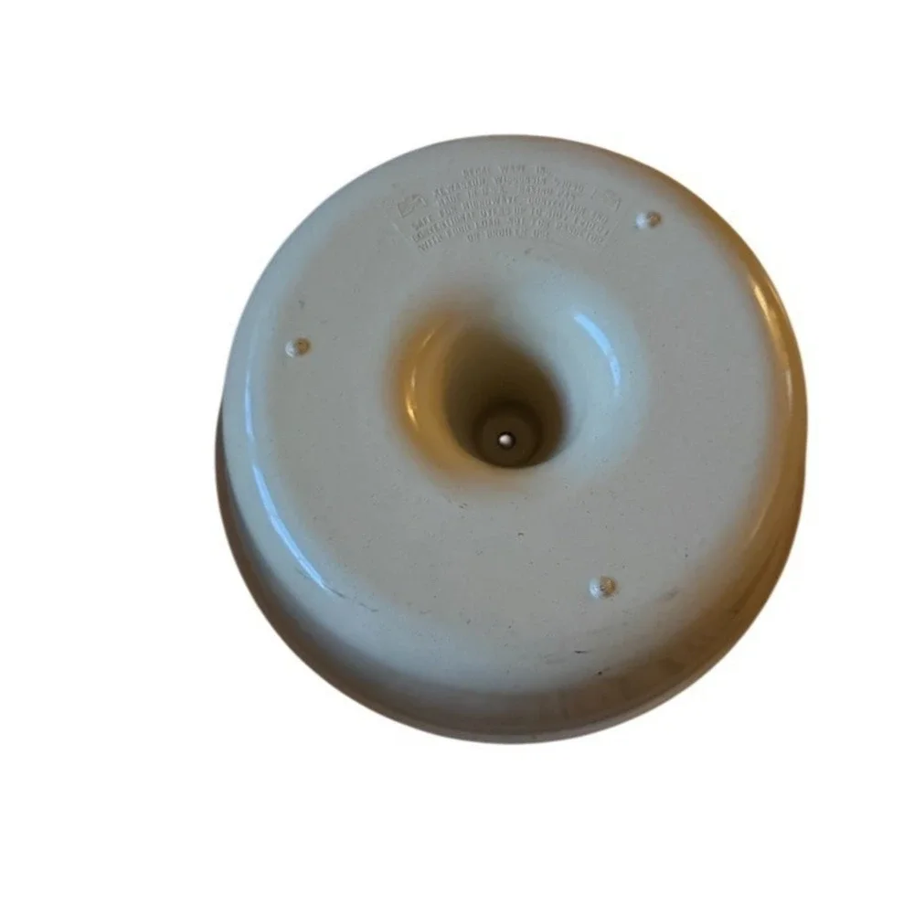 Regal Ware Bundt Tube Cake Pan Black Nonstick 11.5 in Round‎ Center Tube